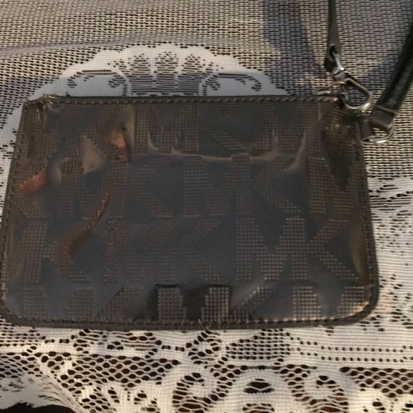 Michael Kors Wristlet - Picture 5 of 6